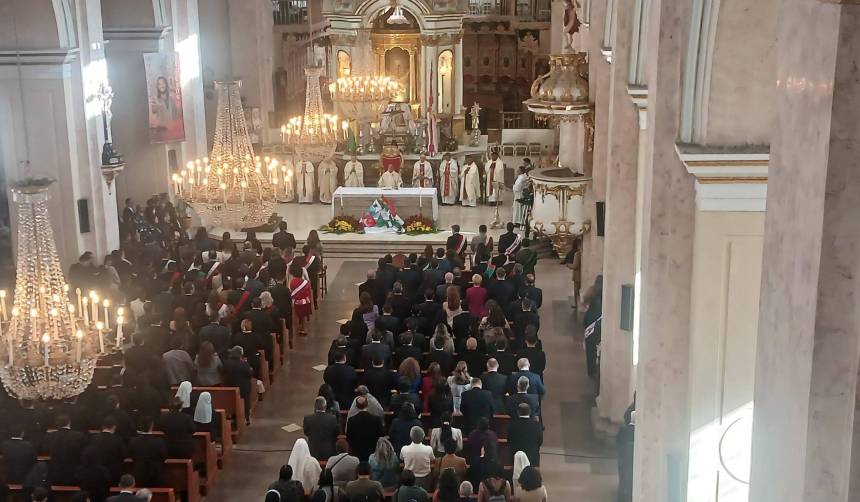 Arzobispo de Sucre dice que Bolivia atraviesa una “crisis profunda” y necesita cambios estructurales