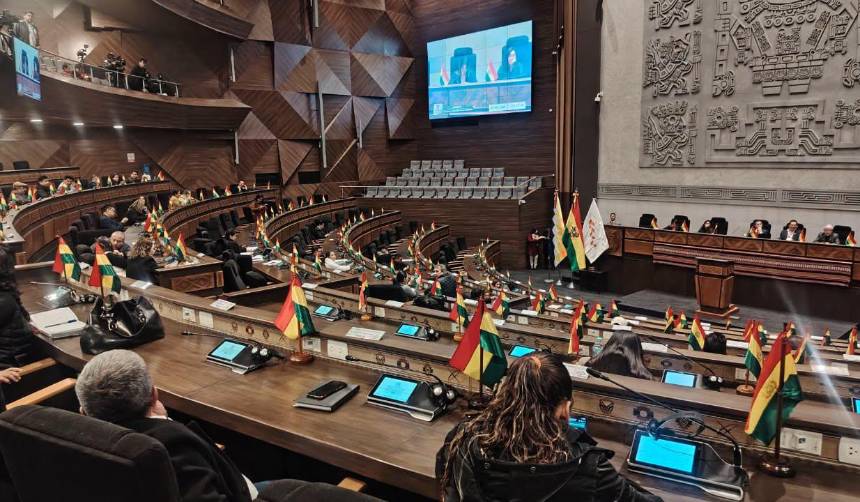 La Asamblea Legislativa sesiona este miércoles para definir si acepta o descarta ampliar el Estado de excepción