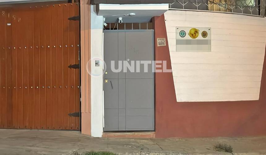 Secuestran armas y vehículos de la casa de cambios vinculada a Cerimedo; un sujeto huyó con $us 700.000, según la Fiscalía