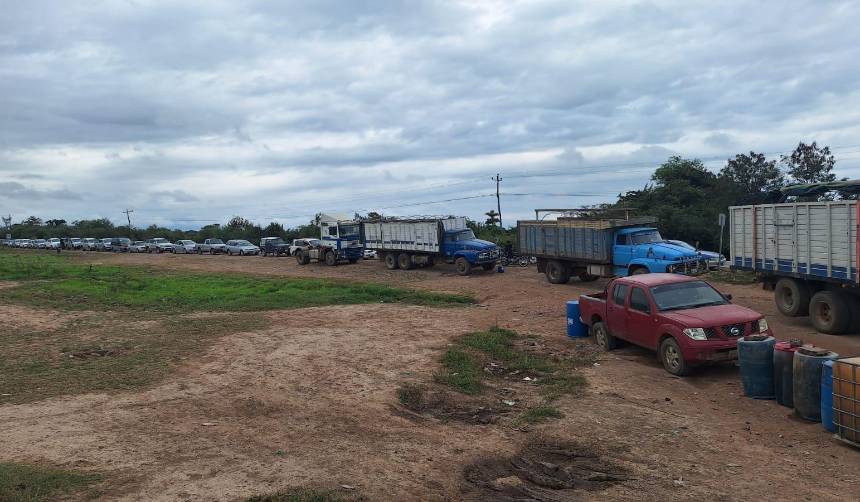 En San Julián piden a la Policía intervenir bloqueo y dejar la ruta expedita