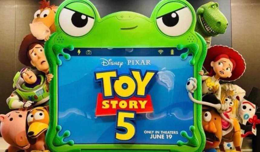 ‘Toy Story 5’ causa furor en Bolivia, miles de espectadores llenan las salas de cine