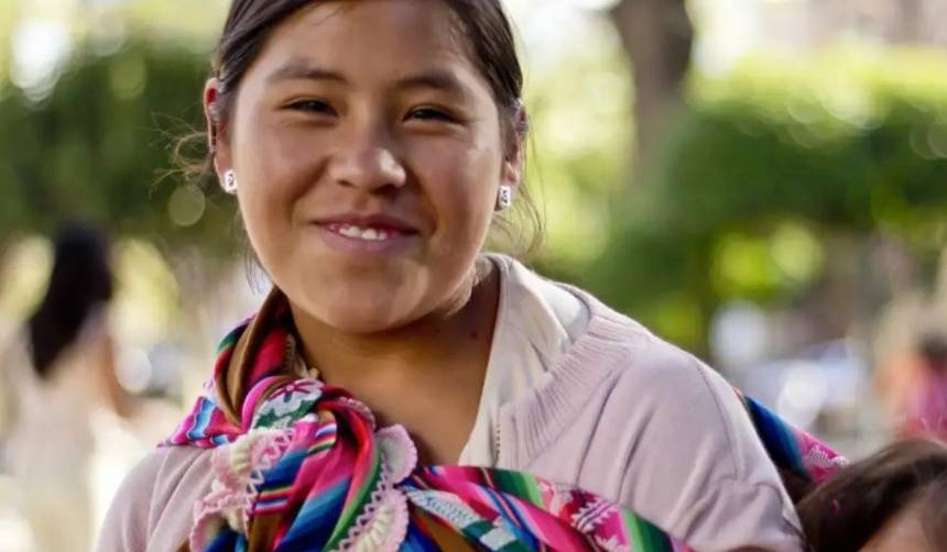 Bolivia celebra este 11 de octubre el Día de la Mujer con homenajes y mensajes de cariño 