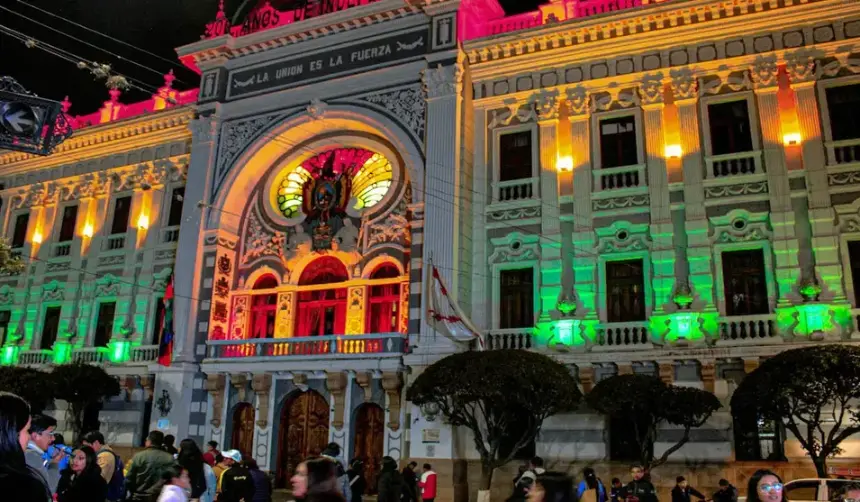 Bolivia inicia su semana de celebración por los 201 años de independencia; conoce la agenda de actos oficiales