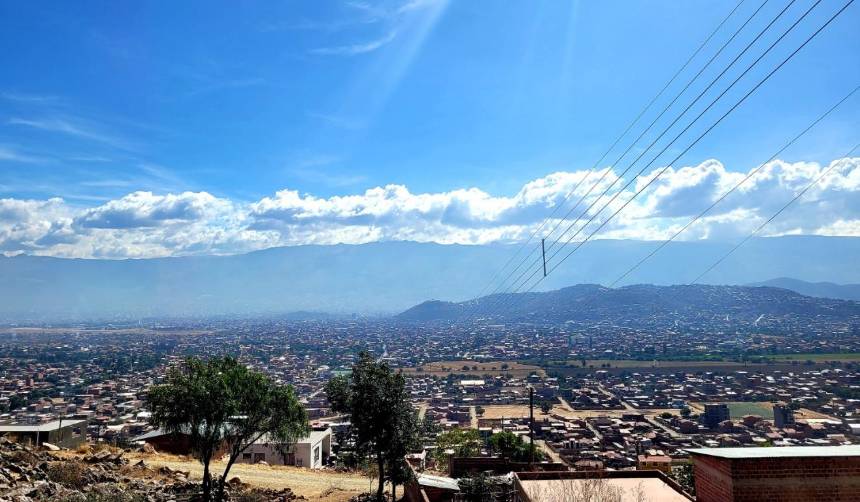 Así estará el clima en el eje central: Cochabamba llega a los 26°C en plena Festividad de Urkupiña
