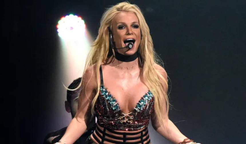Britney Spears ingresa a rehabilitación tras arresto