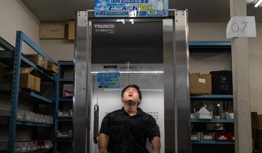 Refrigerador para humanos alivia a los trabajadores japoneses durante la ola de calor