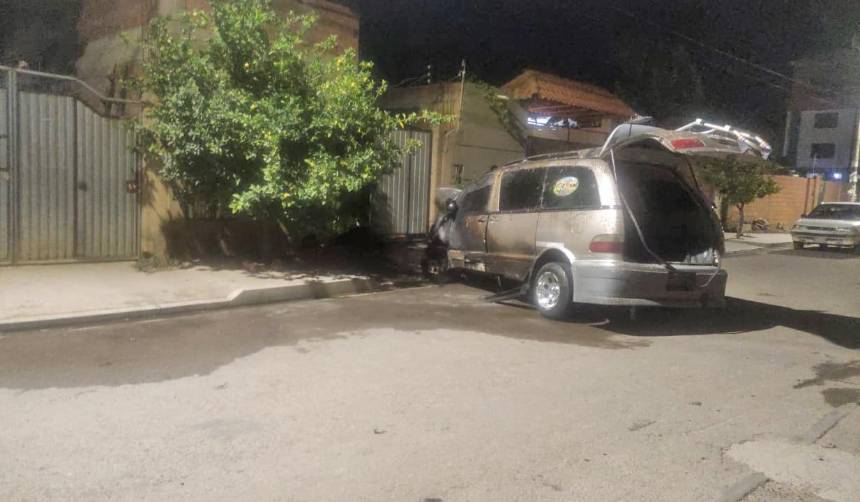 Dos heridos tras el incendio de un vehículo que transportaba turriles con combustible