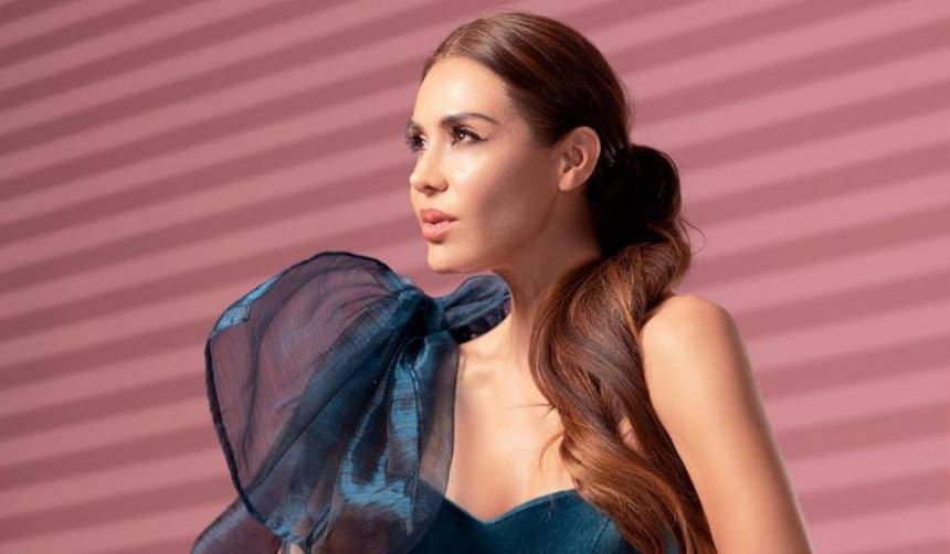 Ping pong con Carla Ortiz: ¿Quiénes son los que más le envían mensajes?, ¿en qué no gastaría dinero?