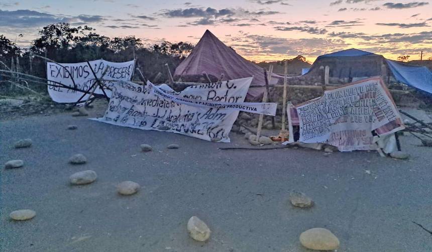 “Estamos en la etapa de diálogo”, la Policía dice que no hay orden para intervenir bloqueo de universitarios pese al Estado de excepción