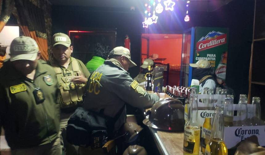 Cámaras de seguridad y claves de ingreso, así era el resguardo de un lenocinio clandestino que fue intervenido en La Paz