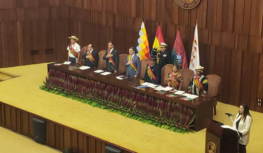 Sesión de Honor en la ALD por la gesta libertaria paceña se realiza con la presencia de Paz y ministros de Estado