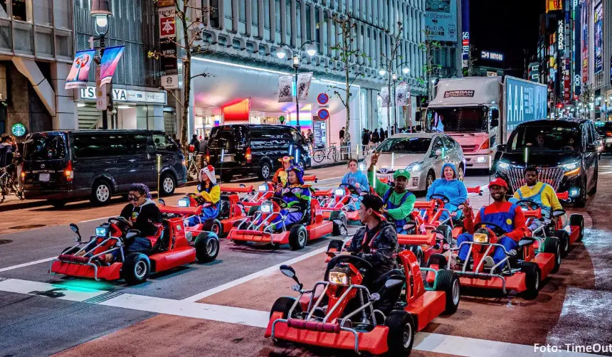 Tokio y sus “karts reales”: la experiencia que permite a los turistas correr por la ciudad como en Mario Kart