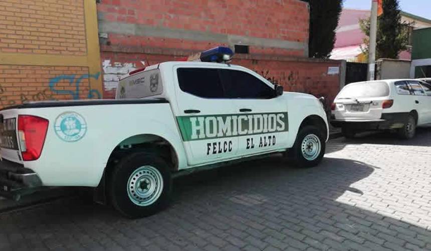 En un puente de El Alto, hallan muerto a un universitario que trabajaba por las noches como guardia de seguridad