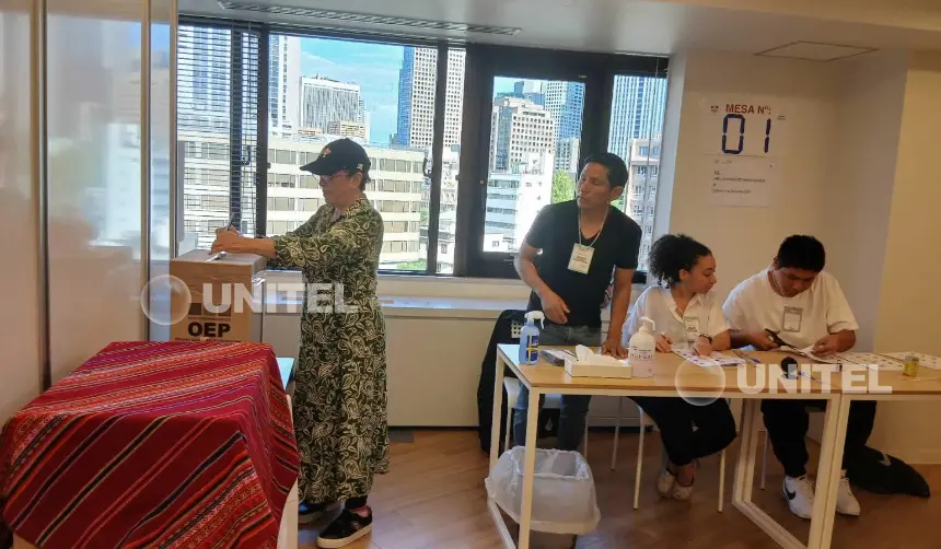 Bolivianos votan en Japón: La segunda vuelta electoral está en marcha