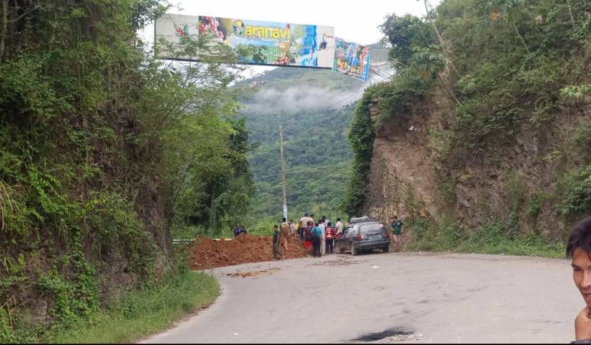 Transportistas de los Yungas marcharán este jueves en La Paz y anuncian cierre de oficinas en la terminal de Minasa