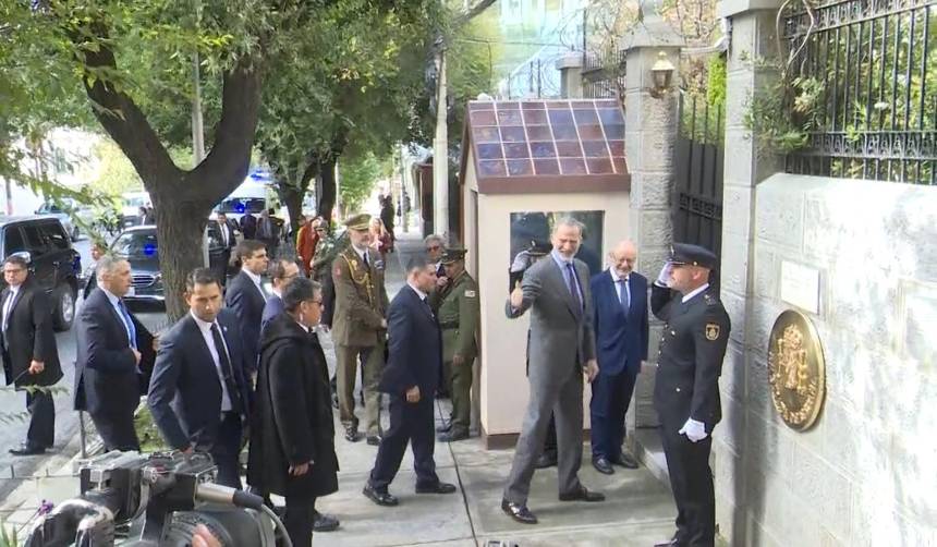 Rey de España se reúne con empresarios de Bolivia para perfilar una agenda