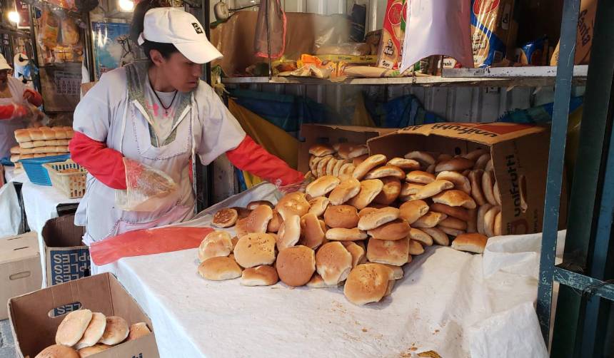 Panificadores plantean un incremento del precio del pan por el costo de los insumos: “Estamos calculando a Bs 1,35”