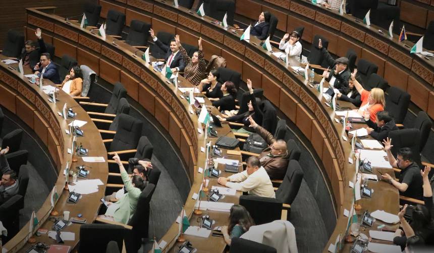 Diputados remiten a la ALP proyecto de ley minero Carangas por “excepción constitucional en zona fronteriza”