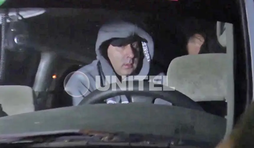 Fernando Cerimedo es trasladado desde Santa Cruz a La Paz para cumplir detención en Chonchocoro