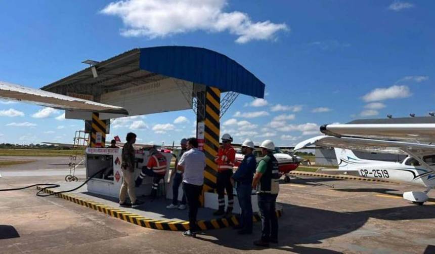Denuncian que en Beni no reciben combustible de aviación hace más de una semana; en Santa Cruz suman tres días