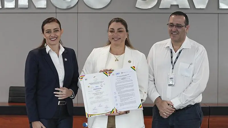 Carrera de Medicina de la UPDS alcanza la Acreditación Internacional MERCOSUR