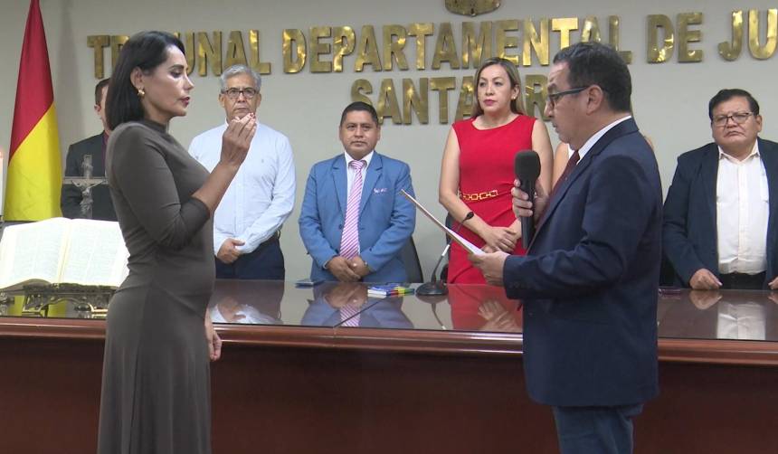 Irma Villavicencio jura como presidenta del Tribunal de Justicia de Santa Cruz tras la renuncia de Quezada
