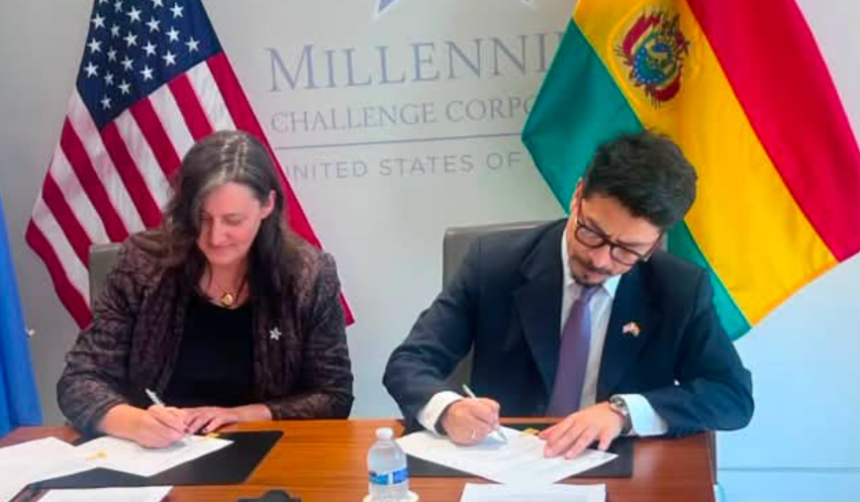 Bolivia y EEUU suscriben memorándum que proyecta cooperación de hasta $us 40 millones para desarrollo