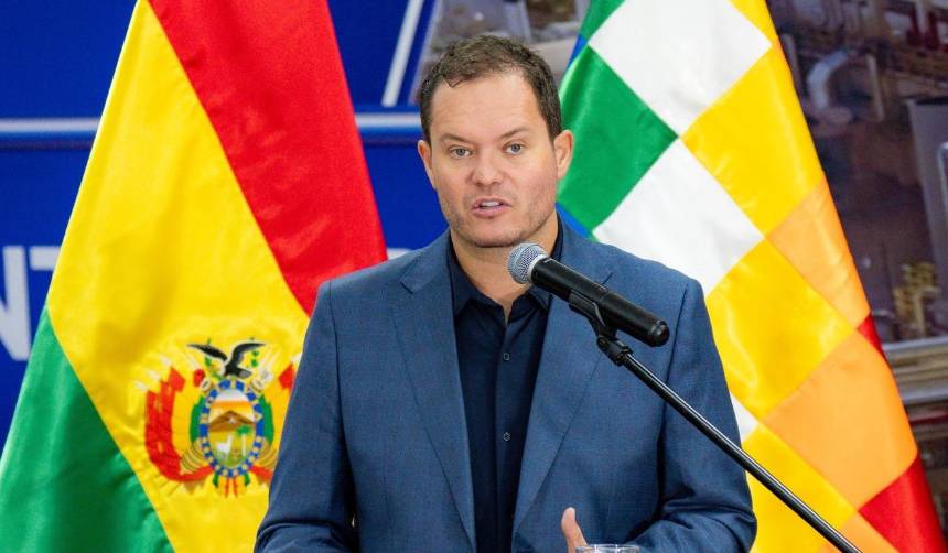 Presidente de YPFB presenta su renuncia a horas de la posesión de Rodrigo Paz