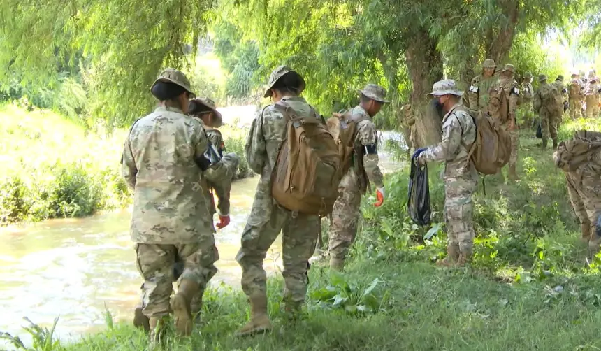 Cochabamba realizó una minga para eliminar criaderos de mosquitos transmisores de chikungunya