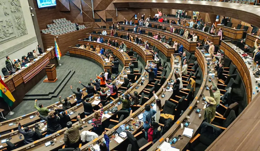 Tras receso legislativo, convocan a sesión de la Asamblea para este miércoles a las 16:00