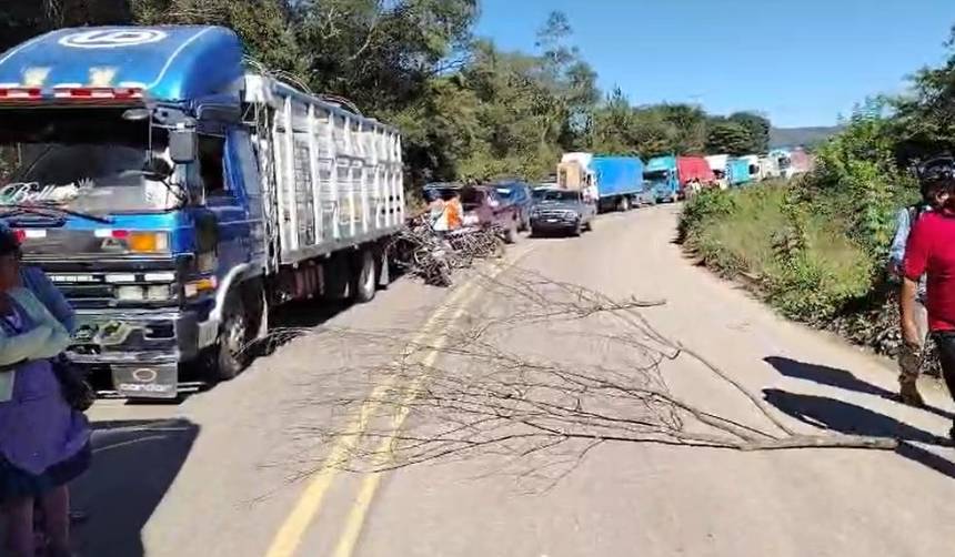 Viceministro sobre bloqueos: “Hay llamadas de los nueve departamentos a los que no están llegando los productos”