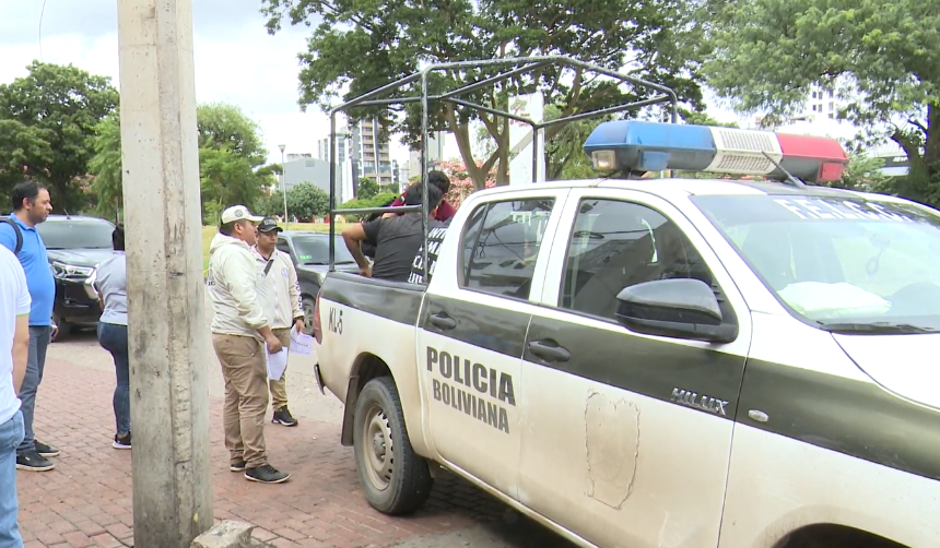 Doce personas fueron arrestadas en medio de las investigaciones por el asesinato de un extranjero