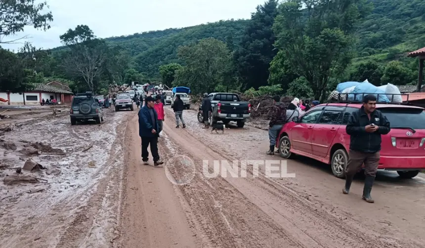 Aguardan el cese de las lluvias para completar la rehabilitación de la ruta antigua Santa Cruz – Cochabamba