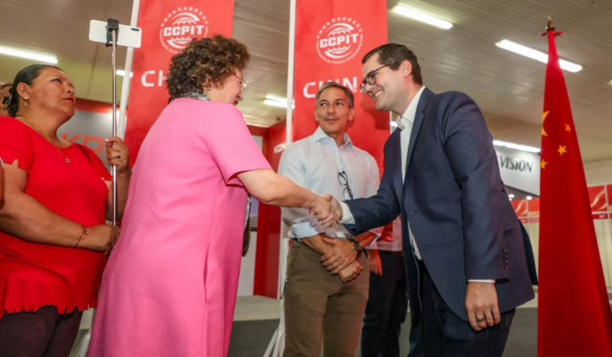 Empresarios chinos llegan a Expocruz 2025 con interés en el catálogo exportable boliviano
