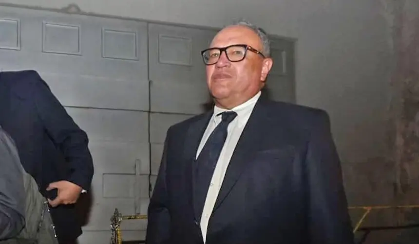 Rodrigo Paz posesiona a Marco Antonio Calderón como ministro de Minería y Metalurgia 