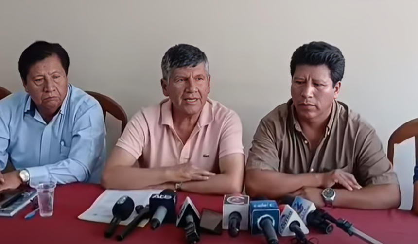 Cochabamba: Transportistas aceptan diálogo con el Gobierno y ratifican paro el martes si no se logra un acuerdo
