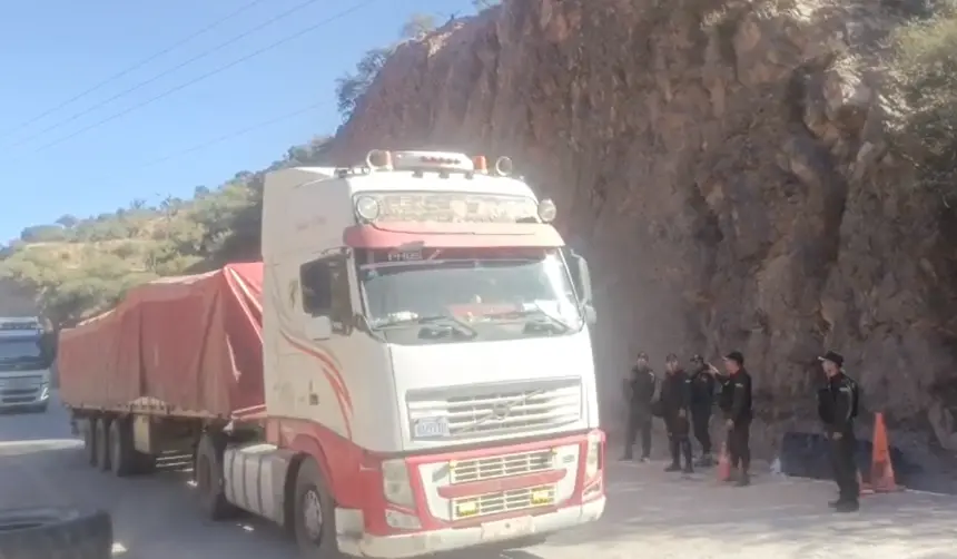 “Necesitamos condiciones para trabajar”: Transporte Pesado pide apoyo al Gobierno para evitar las multas por la carga parada