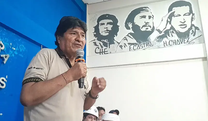 Evo denuncia reuniones por el litio entre un argentino y Andrónico: “Están negociando por debajo”