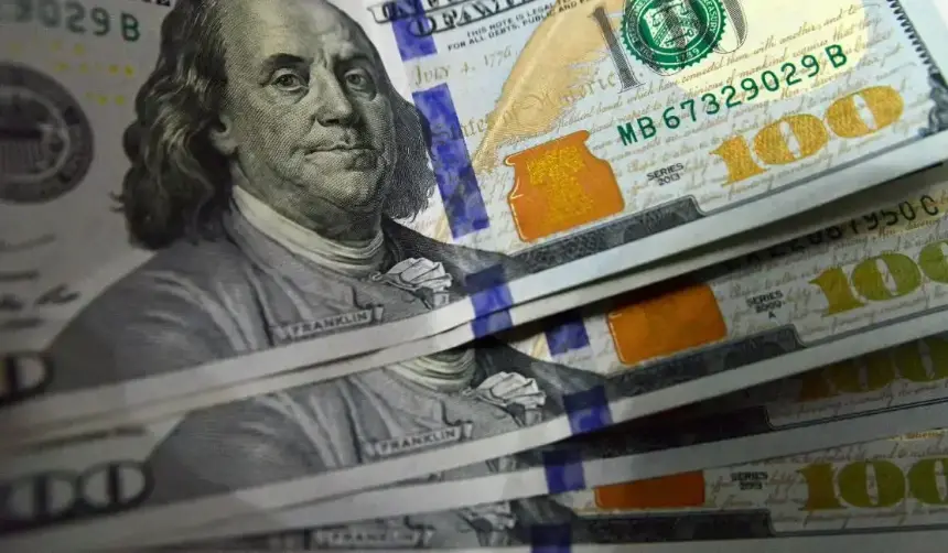 Por tercera jornada consecutiva, la cotización oficial del dólar se mantiene en la misma cifra