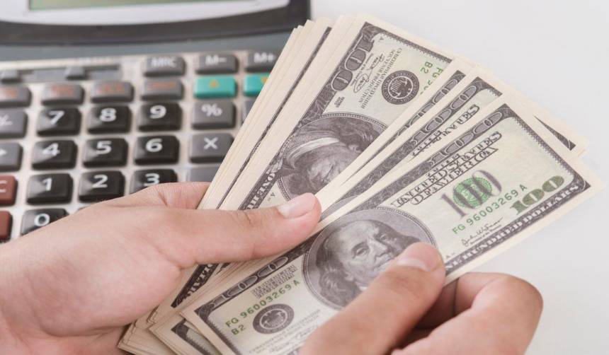 Conoce cómo está la cotización de dólar referencial y digital en este inicio de semana