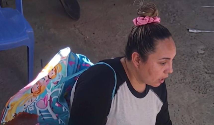 Capturan en La Paz a mujer que usaba disfraces para entrar robar en edificios de Cochabamba