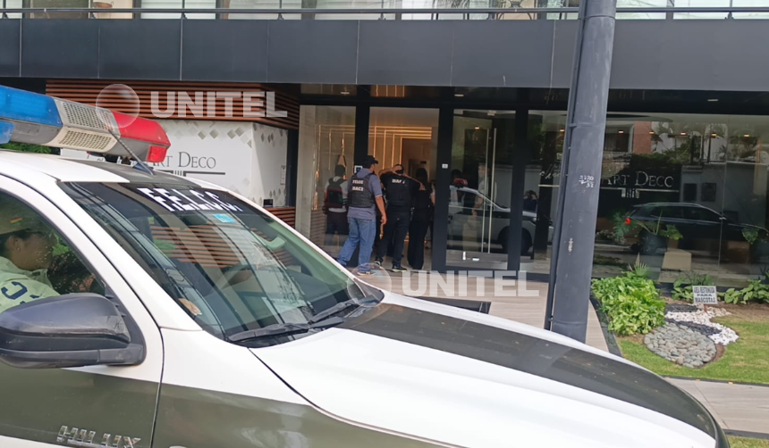 Fiscalía y Policía ejecutan allanamientos en busca de los sicarios que acribillaron a un joven en el Urubó