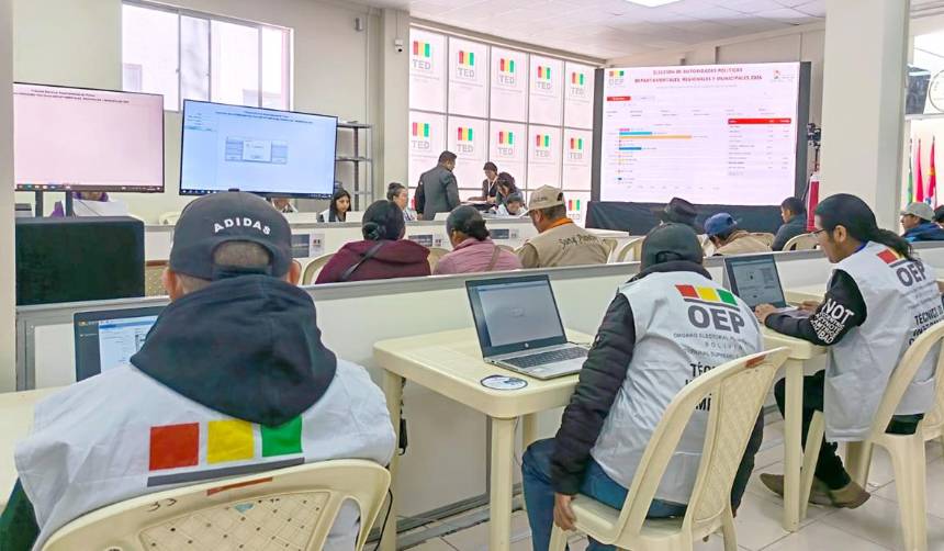 Seis regiones aún no cierran el cómputo departamental; Cochabamba y Santa Cruz muestran mayor rezago