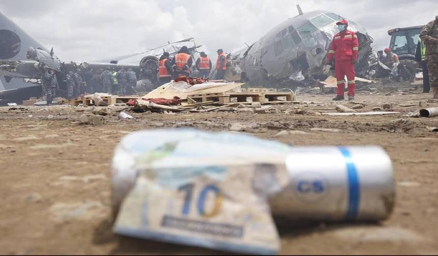 BCB señala que es difícil cuantificar la cantidad de billetes del avión siniestrado que está en circulación