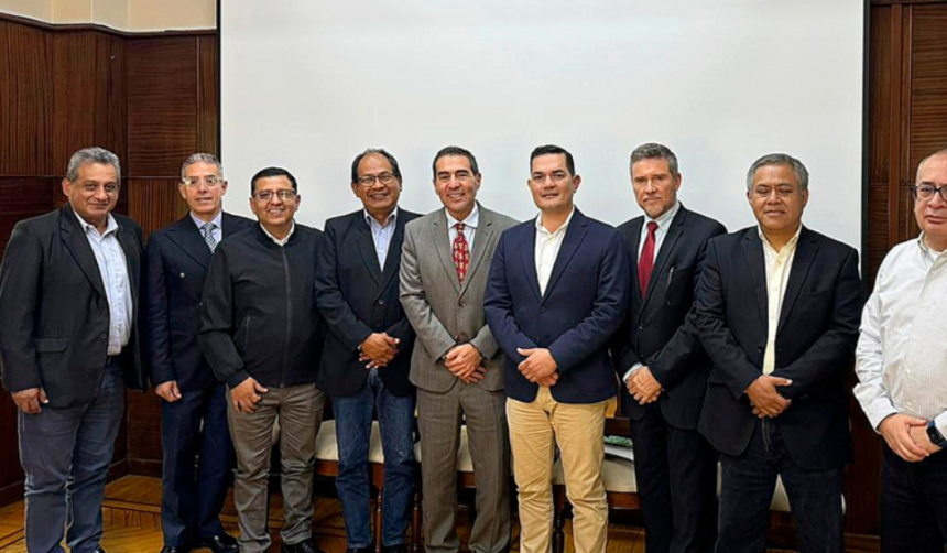 Sectores agropecuarios se reúnen con ministros con miras a profundizar “el trabajo conjunto por el país”