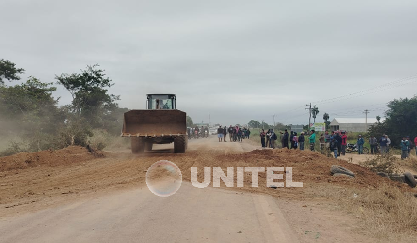 Evistas reinstalan bloqueo en San Julián y frenan el tránsito en la ruta Santa Cruz – Beni