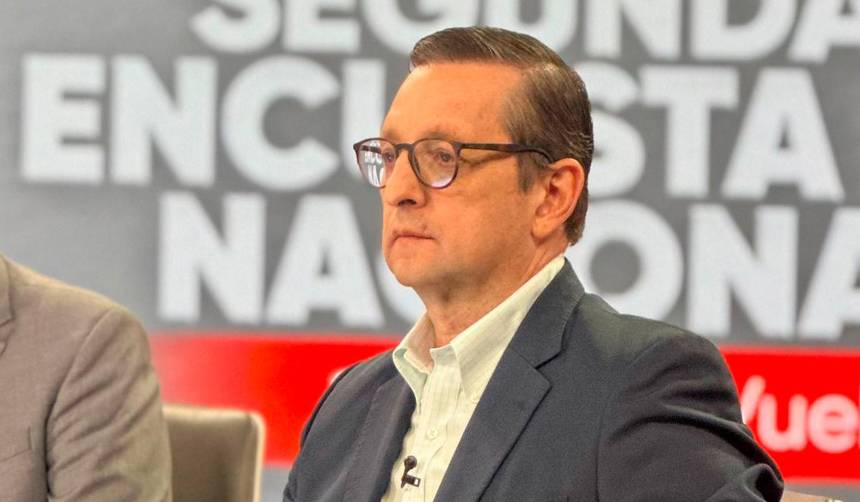 Expresidente del Senado dice que Rodrigo Paz recibirá a Bolivia en peores condiciones que Víctor Paz en 1985