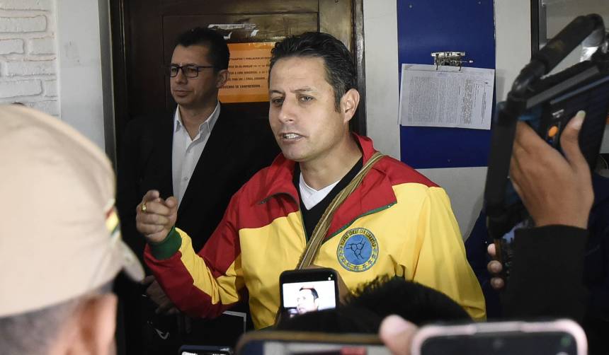 “Rodrigo ya ha firmado”, la respuesta de Lara respecto al acuerdo de no agresión