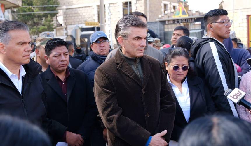 Muertos en Viacha: Paz pide dejar que el Ministerio Público investigue y anuncia duelo nacional