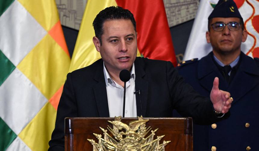 “Hay mucha gente que ve a este Gobierno muy débil”, dice Lara tras la declinación de Lupo